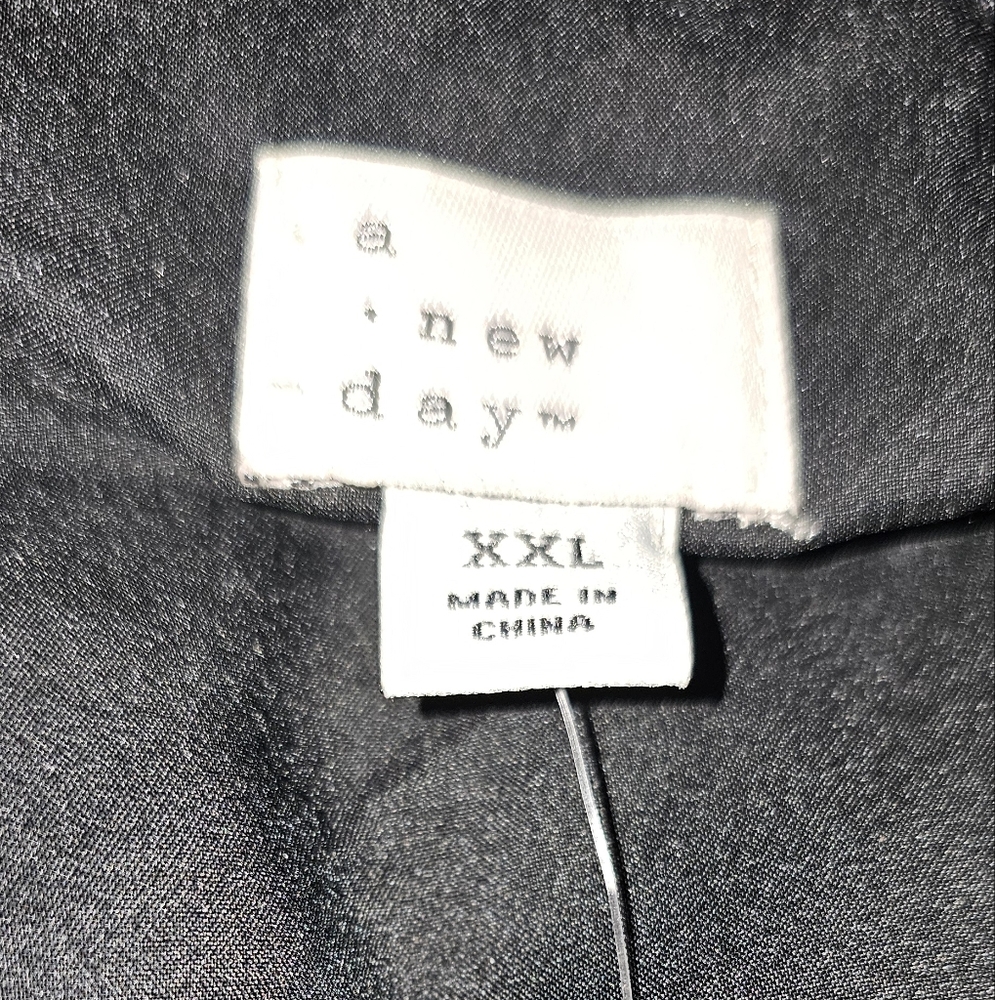 A New Day. Women's Black Buttoned Vest. Rayon Size: Large. NWT. - Picture 8 of 9